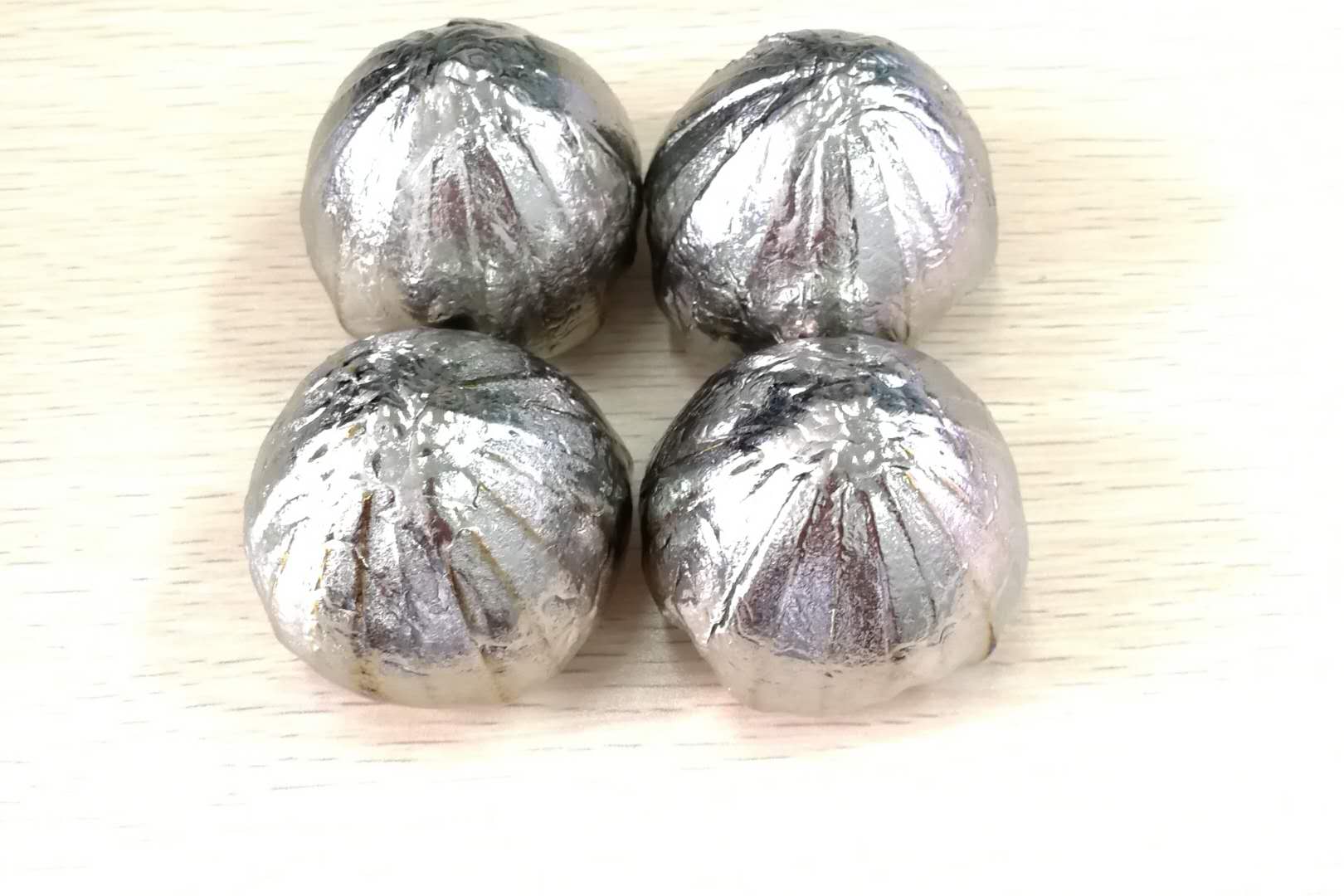 真空感應磁懸浮熔煉的鈦合金鑄錠